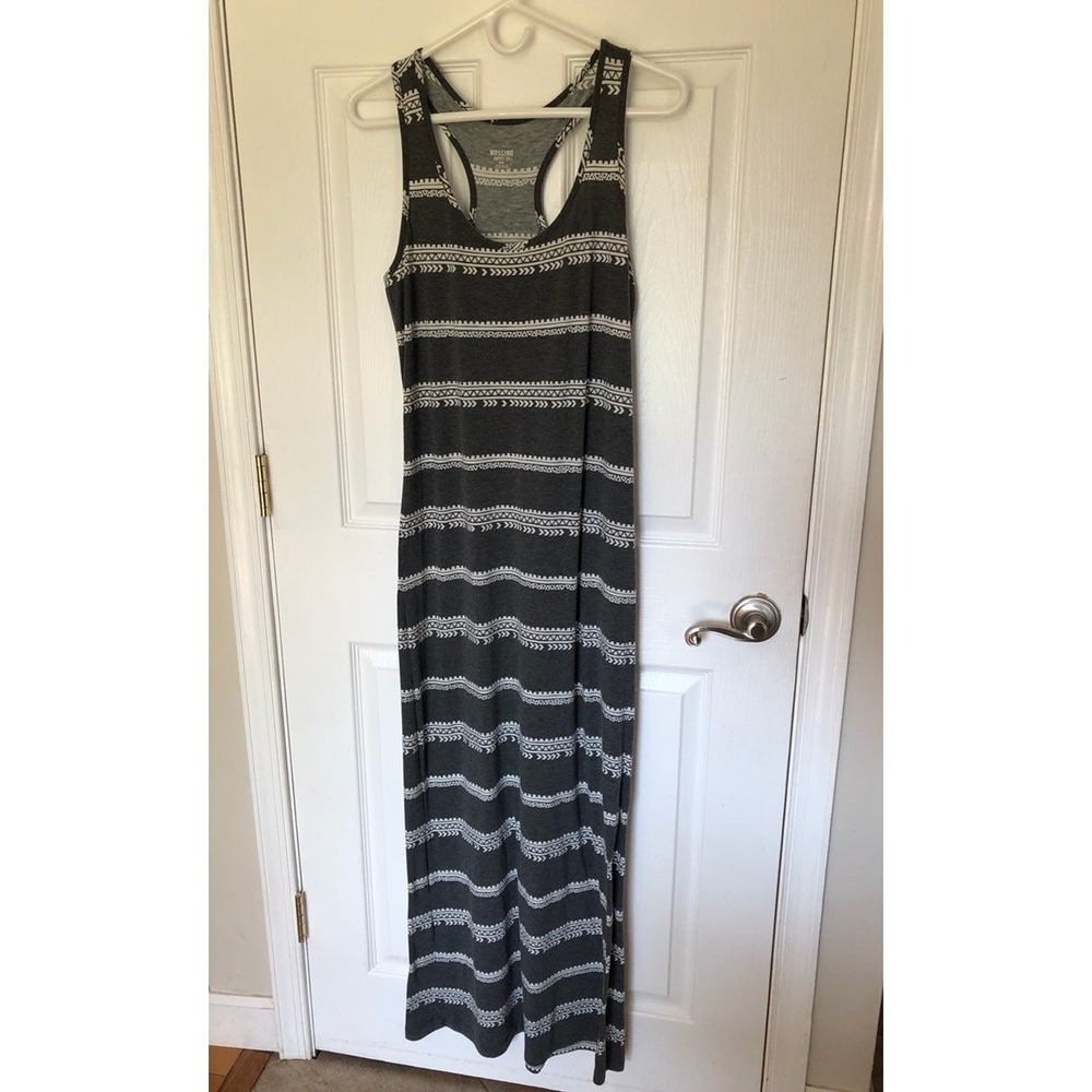 Maxi dress Medium Grey & White Pattern Casual Comfy Flowy‎ Sleeveless Tank Style
